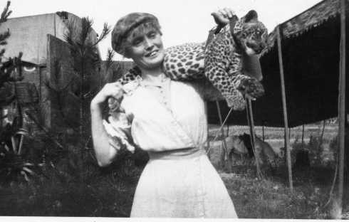 Mabel Stark and Leopard - 1915